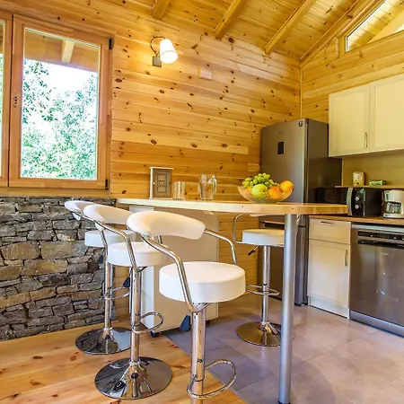 פארק נופש Hills 3*