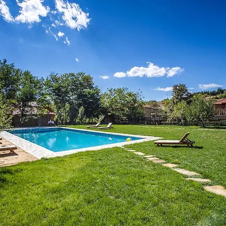 Prázdninový areál Hills 3*